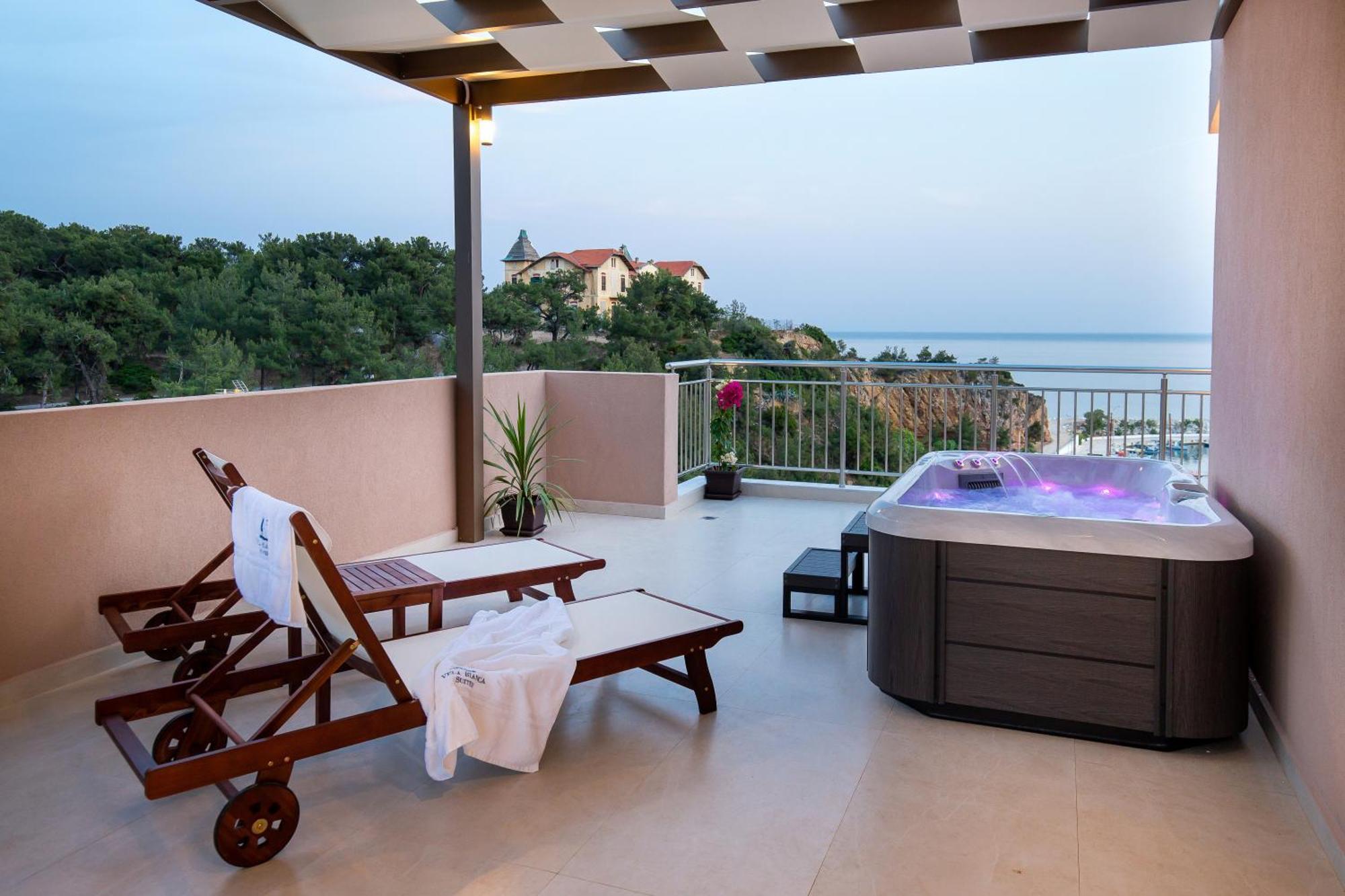 Vela Bianca Suites Limenaria  Exterior photo
